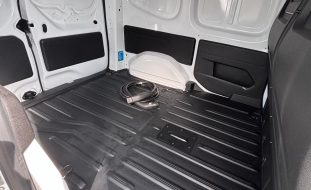 Nissan Townstar EV Van
